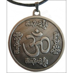 Pendentif Feng-Shui – Om Mani Padme Hung – Argent patiné – Vente grossiste