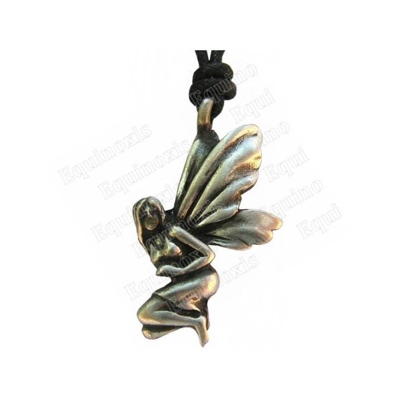 Pendentif fée – Fée accroupie